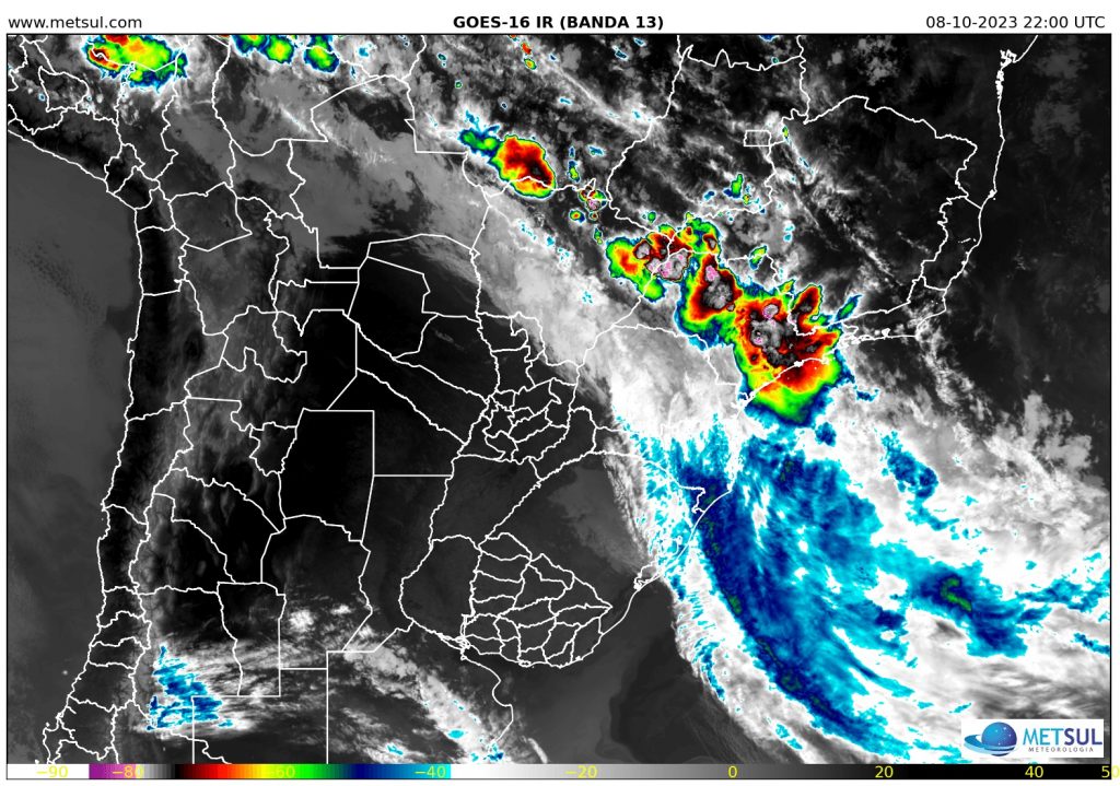 Frente Fria Leva Chuva E Temporais Ao Centro Oeste E Sudeste Do Brasil