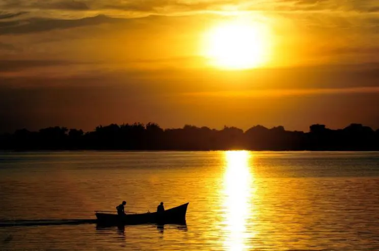 Último entardecer do verão em Porto Alegre