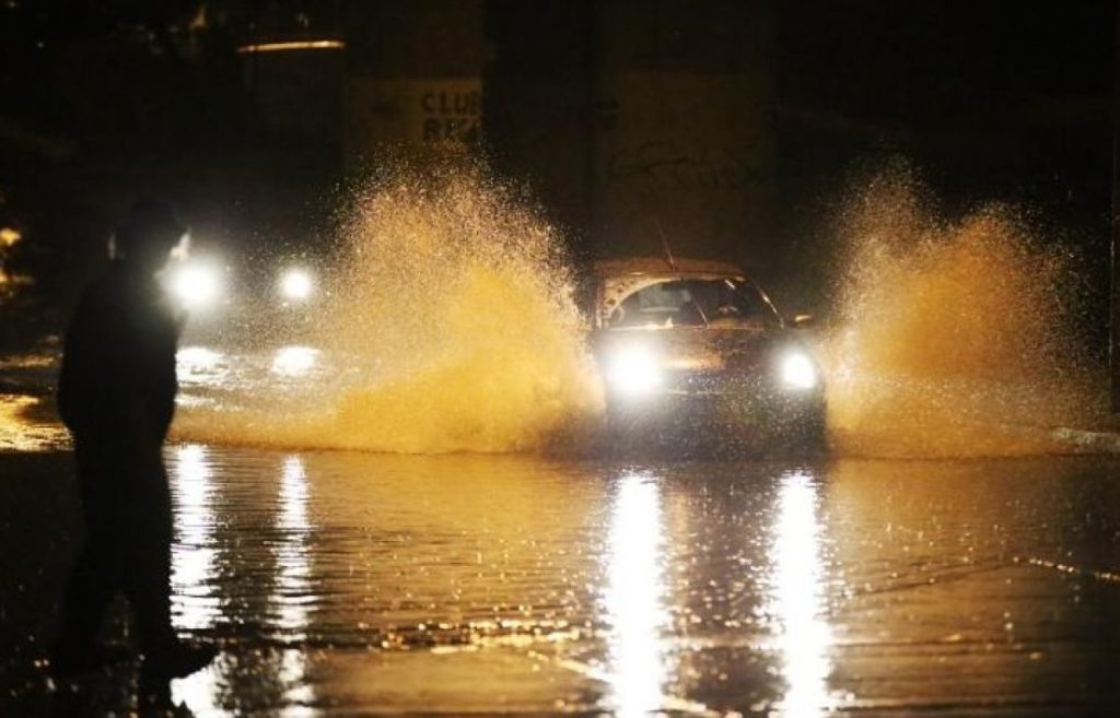 Instabilidade perde força após sexta-feira de chuva forte e temporais