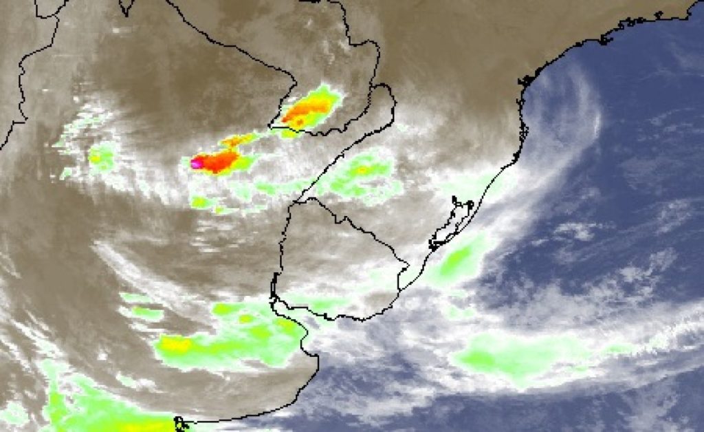 Semana marca transição para inverno climático com mais chuva e frio