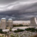 Quinta teve horas de céu ameaçador e incrível nuvem escudo no vale