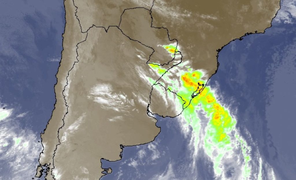 Frente fria traz chuva e umidade para todo o Rio Grande do Sul
