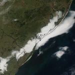 Trilhas de condensação e nevoeiro de advecção no Rio Grande do Sul