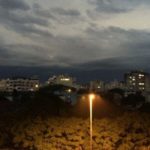 Fim de semana tem calor, intenso vento Norte, temporais e depois frio