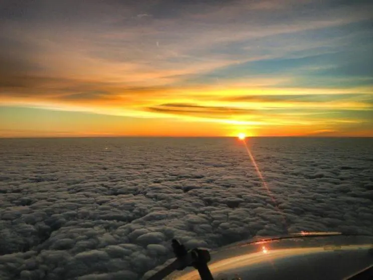 Amanhecer a 10 mil metros de altitude