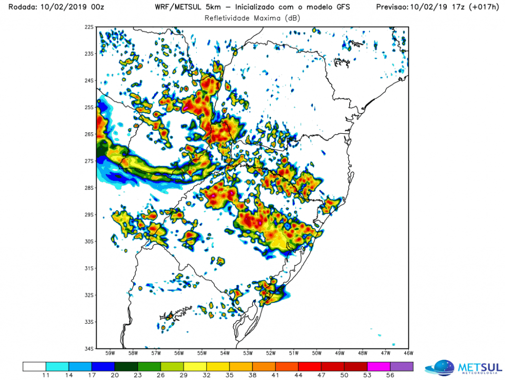 Domingo muito abafado pode ter chuva e temporais isolados