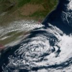 Ciclone e chuva isolada