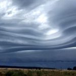 Frente fria avança pra Santa Catarina e o Paraná