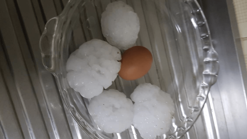 Granizo de grande tamanho causa estragos no Norte gaúcho