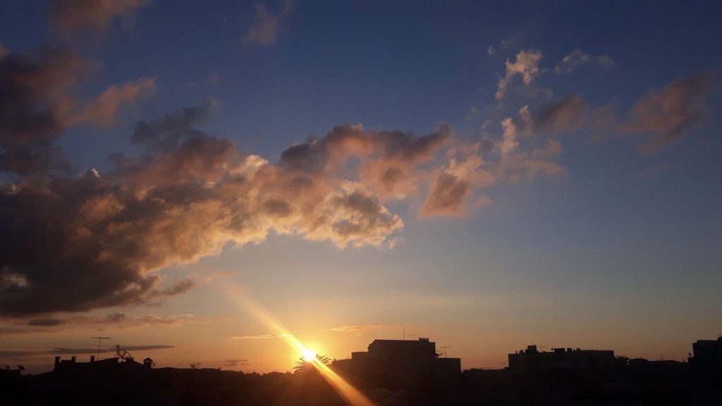 Quarta-feira de sol começa com cerração em diversos municípios