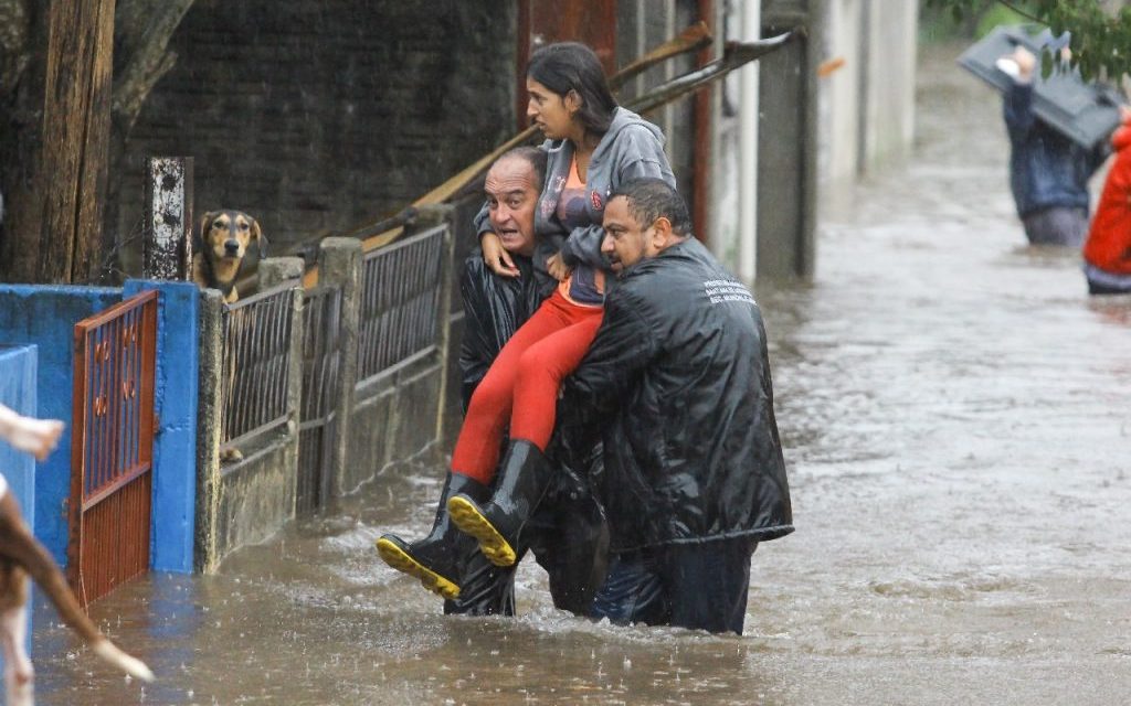 ***ALERTA*** Chuva extrema, temporais e enchentes entre a Argentina, Uruguai e o RS