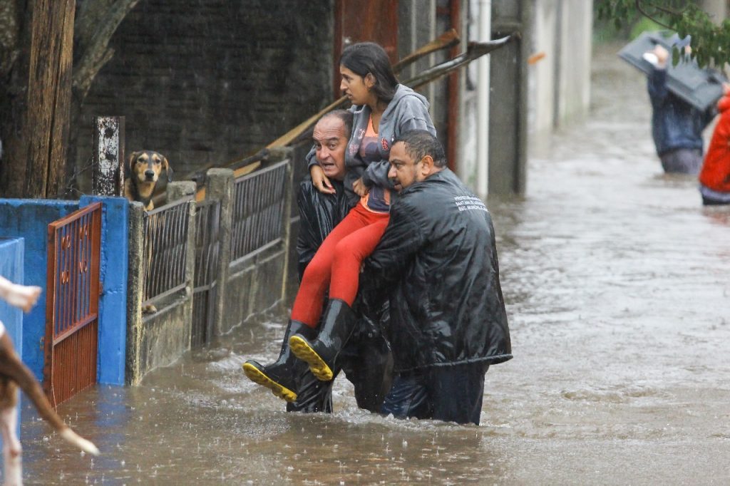 ***ALERTA*** Chuva extrema, temporais e enchentes entre a Argentina, Uruguai e o RS