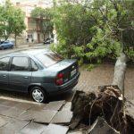 Dias de sol após começo de outono com chuva, ventania e arco-íris