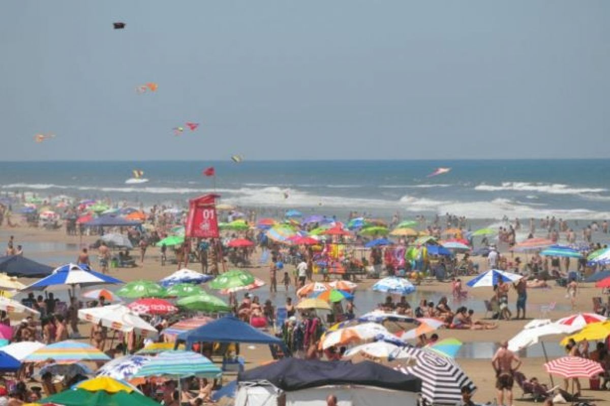 Começo de semana de forte calor antecede chuva e novos temporais