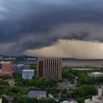 Frente fria avança com chuva e temporais no Centro-Sul do Brasil nesta sexta