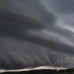 Gaúchos seguem com chuva localmente forte e temporais isolados