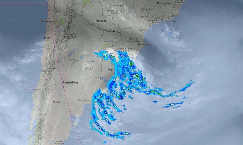 Primeiro evento de tempo severo da semana traz granizo e vento de 109 km/h