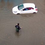Chuva causa alagamentos em Porto Alegre e transtornos vão aumentar