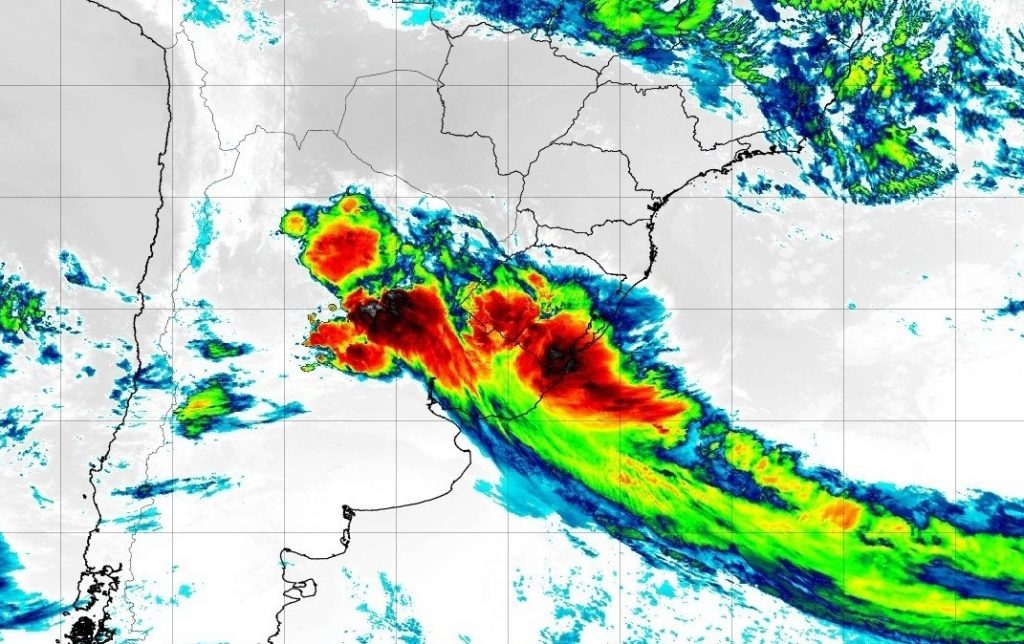 Mudança do tempo traz mais chuva no Rio Grande do Sul