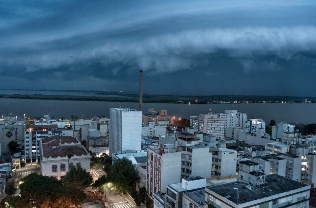 Temporal em Porto Alegre foi um dos piores da história recente da cidade