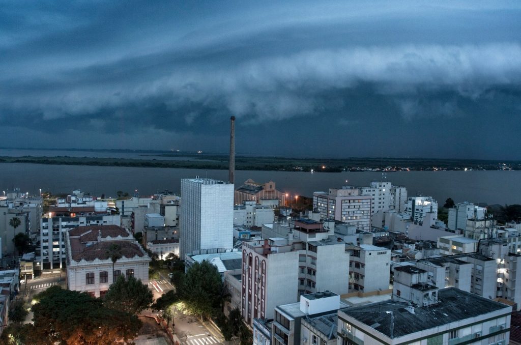 Temporal em Porto Alegre foi um dos piores da história recente da cidade