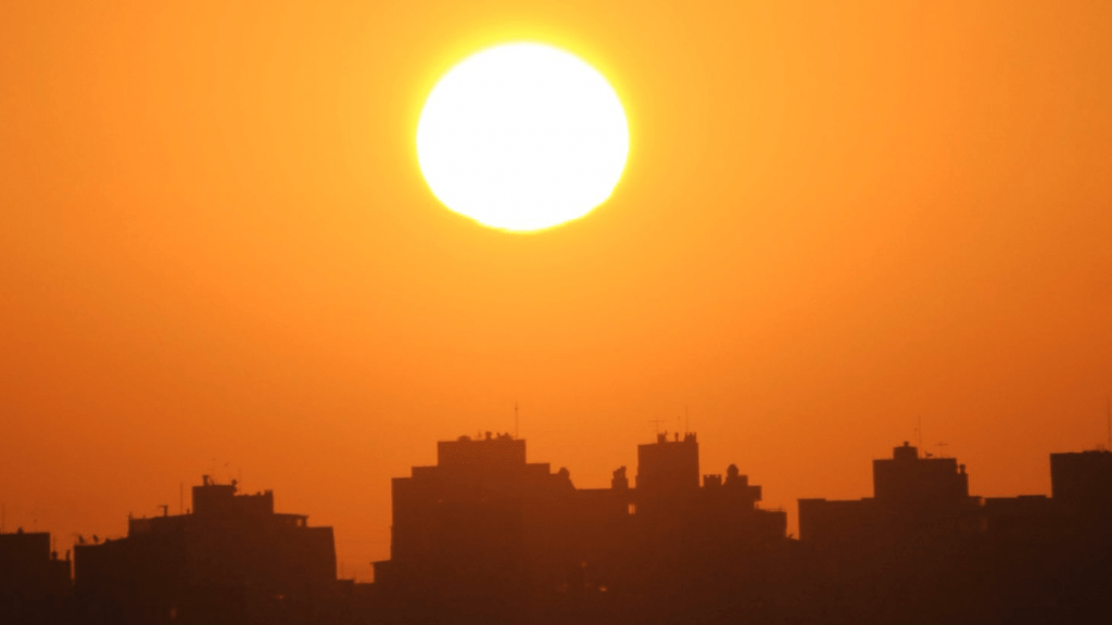 Cerração, sol e agradável
