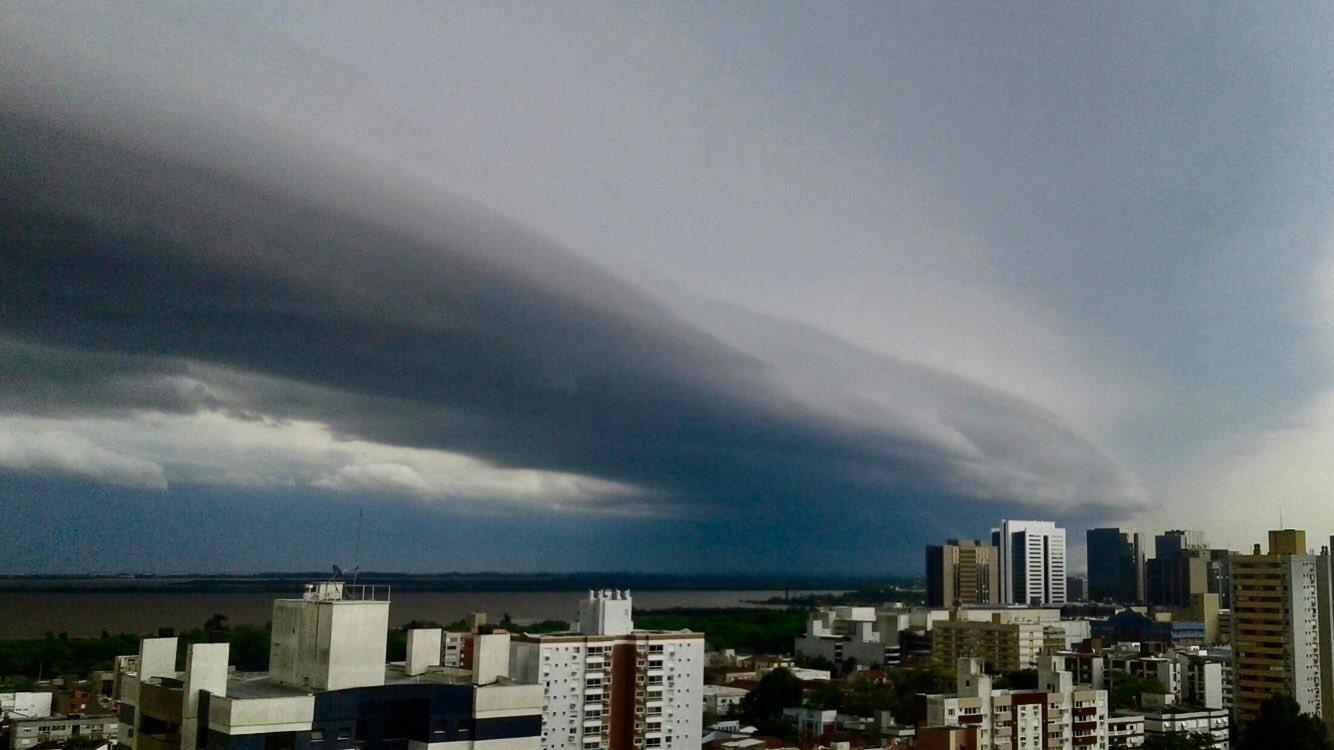 **ALERTA** Rio Grande do Sul tem mais chuva forte e temporais hoje