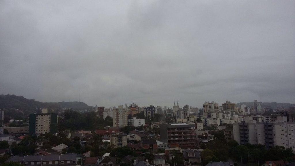 Domingo ainda é de instabilidade