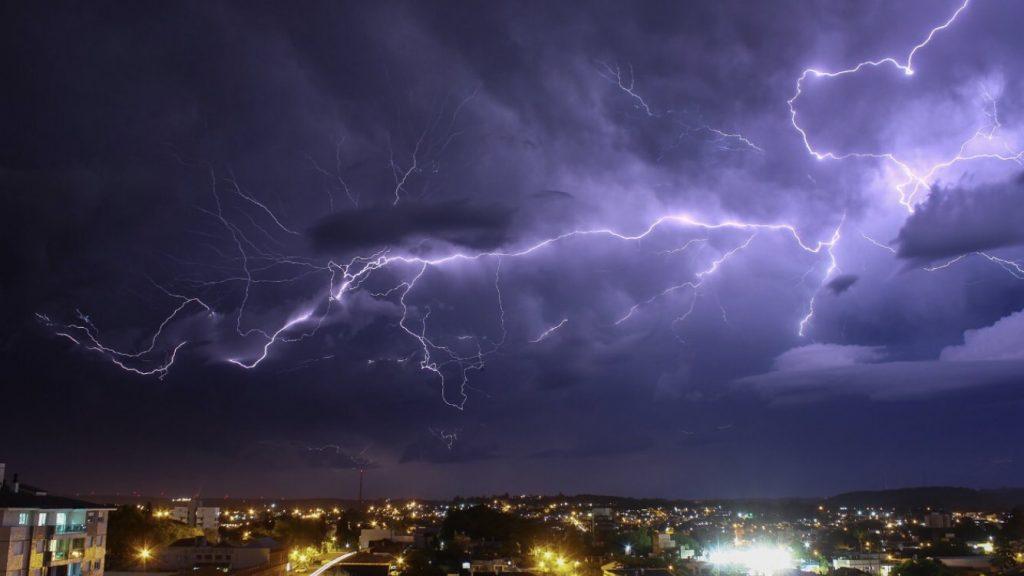 Instabilidade marca a terça-feira no Rio Grande do Sul