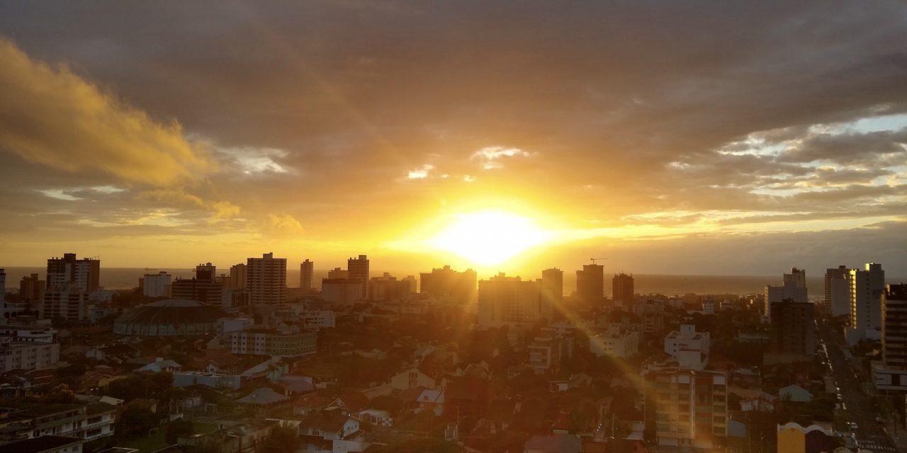 Sol predomina no Rio Grande do Sul nesta terça-feira