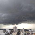 Risco de chuva forte e temporais isolados entre hoje e sexta
