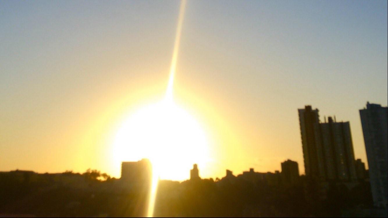 Domingo de sol e calor à tarde