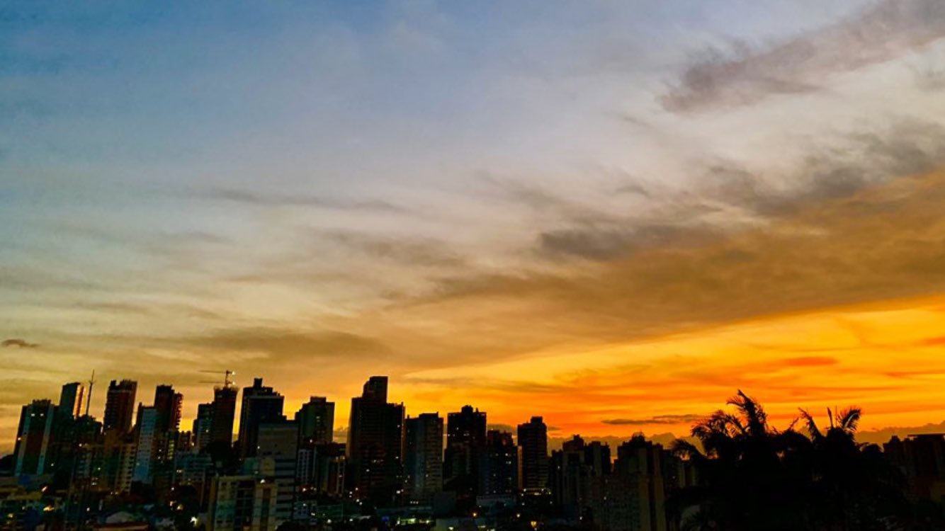 Primeiro dia do verão tem sol, nuvens e vento
