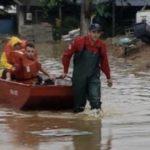 Chuva provoca inundações e deslizamentos em Santa Catarina