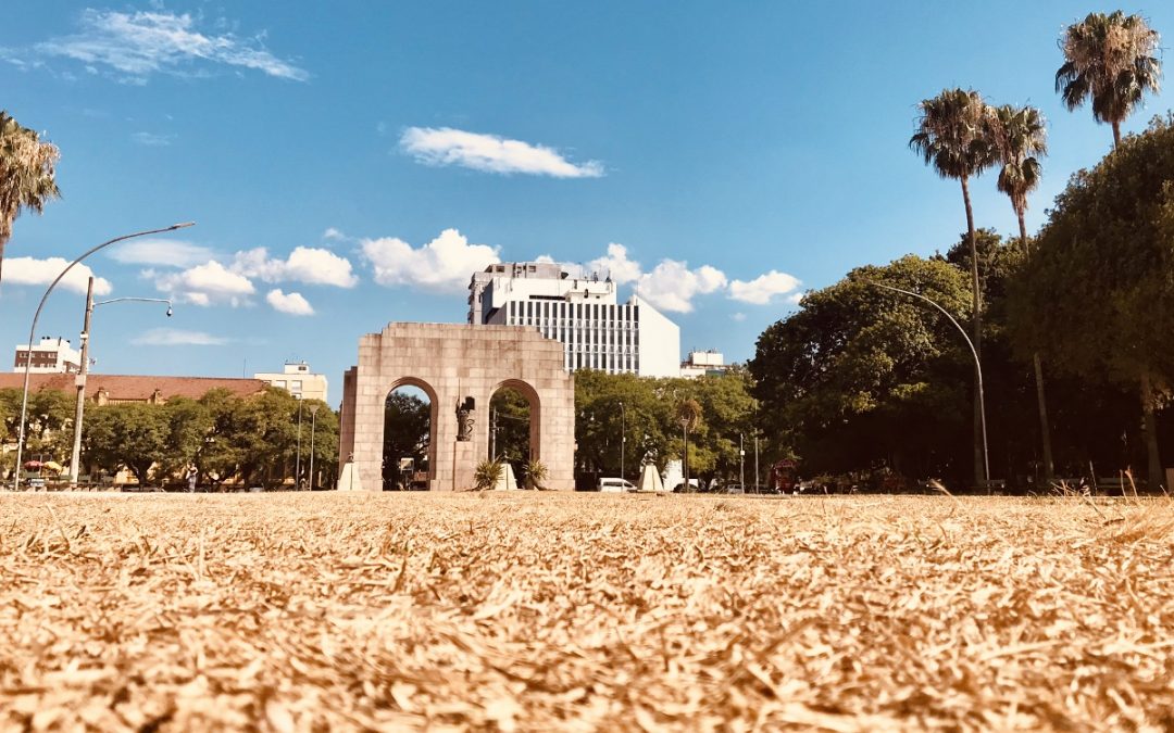 Estiagem muda paisagem de Porto Alegre – Veja fotos