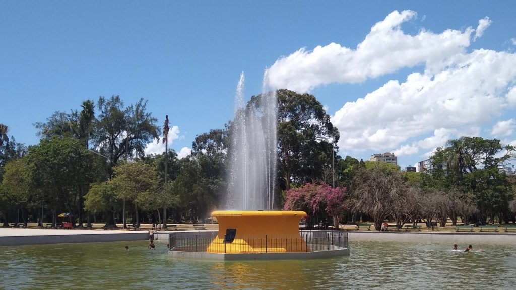 Sol, calor intenso e pancadas de chuva no Rio Grande do Sul