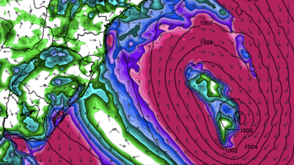 Ciclone subtropical pode se formar na costa brasileira