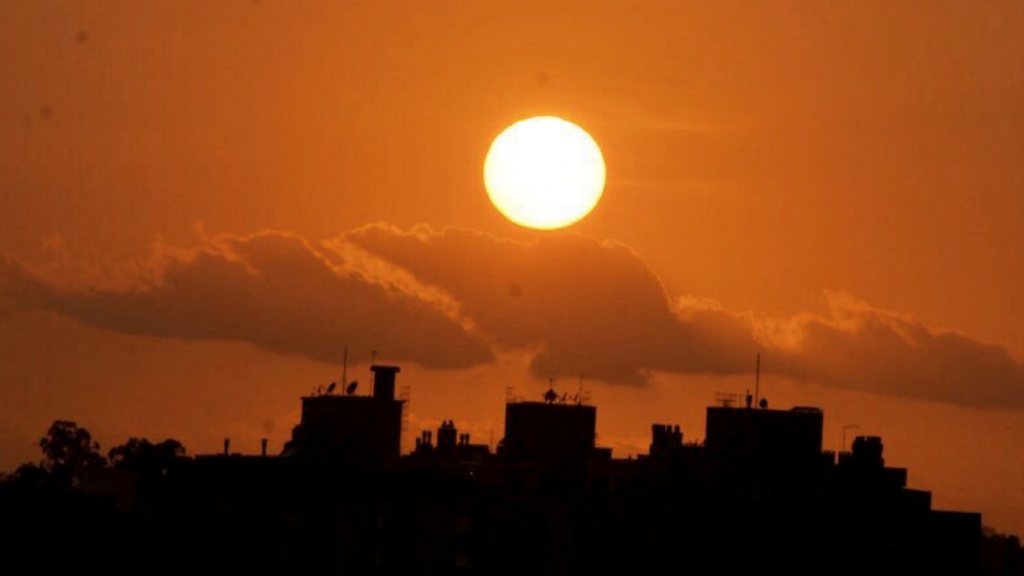 Sexta-feira de sol e nuvens começa com frio fora de época no Estado