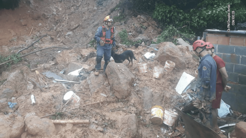 Baixada Santista é mais um dos desastres da chuva no Sudeste
