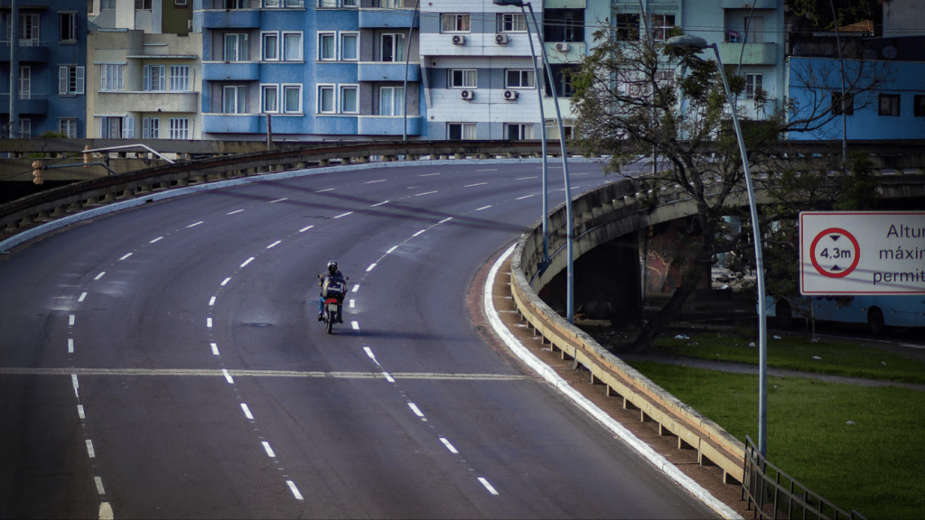 Poluição cai em Porto Alegre com menos gente nas ruas devido ao vírus