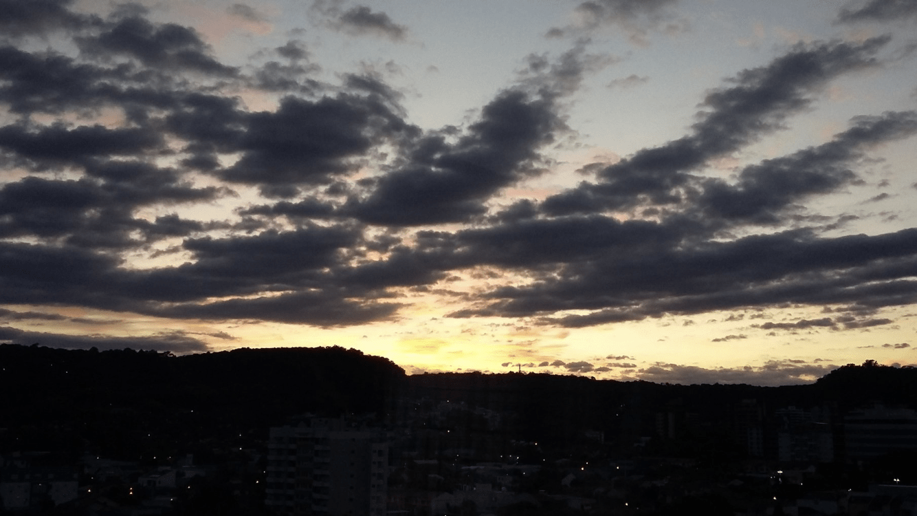 Dezembro começa com sol no Rio Grande do Sul