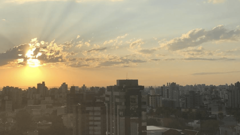Veja a previsão do tempo para este domingo no Estado
