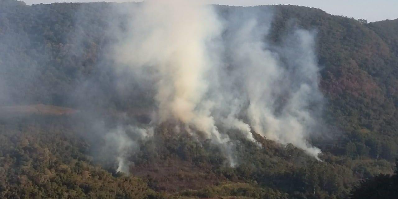 Bombeiros mobilizados por queimadas no Centro gaúcho