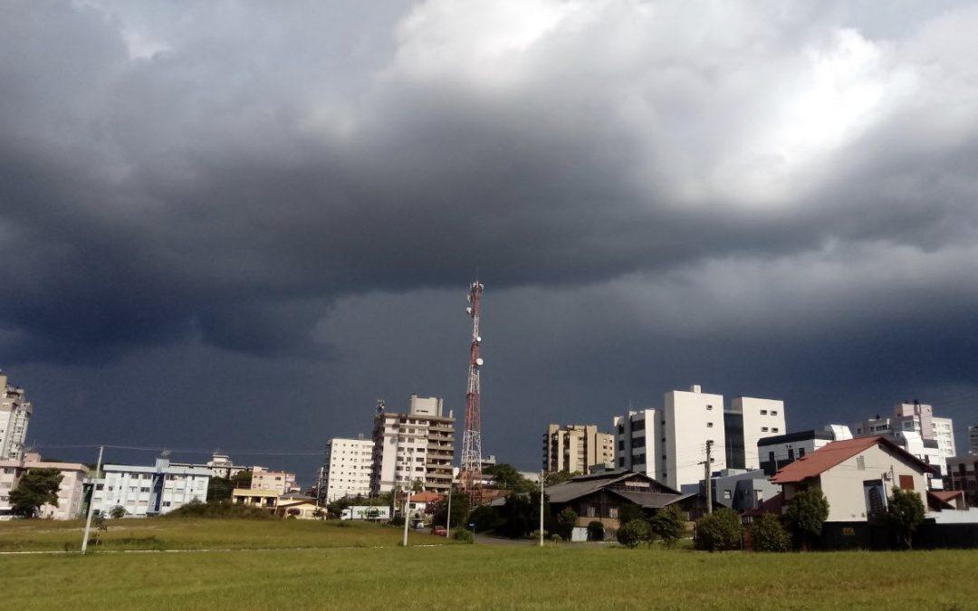 Vem chuva volumosa nos próximos dias?