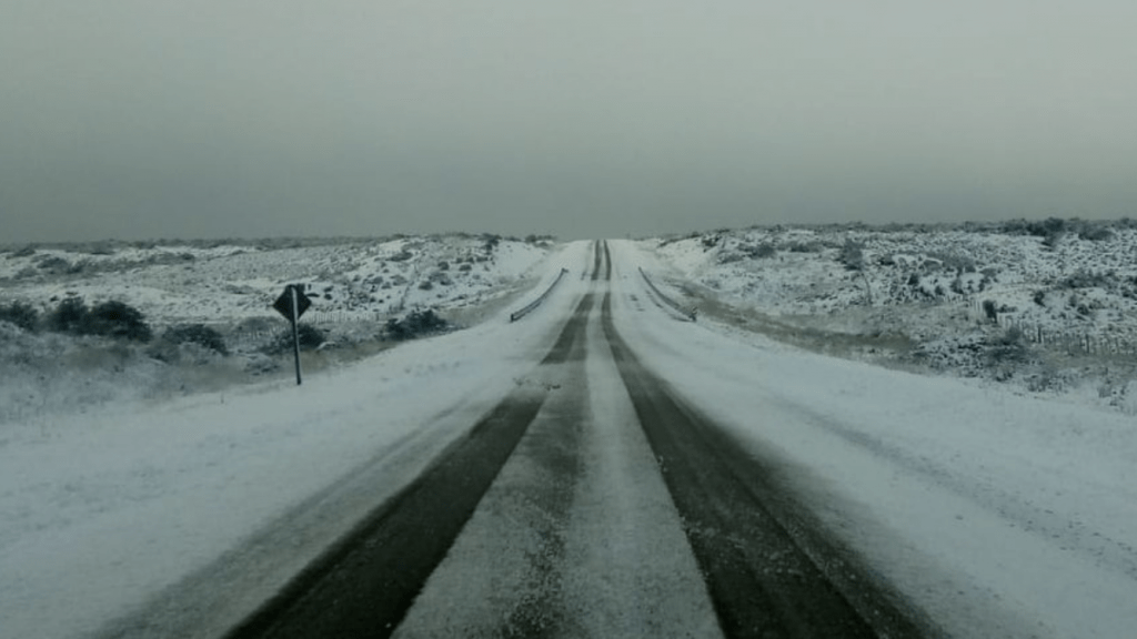 Ar polar traz neve na Argentina