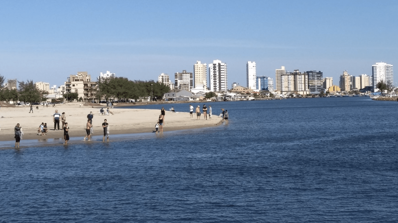 Primeiro dia do inverno registra calor histórico