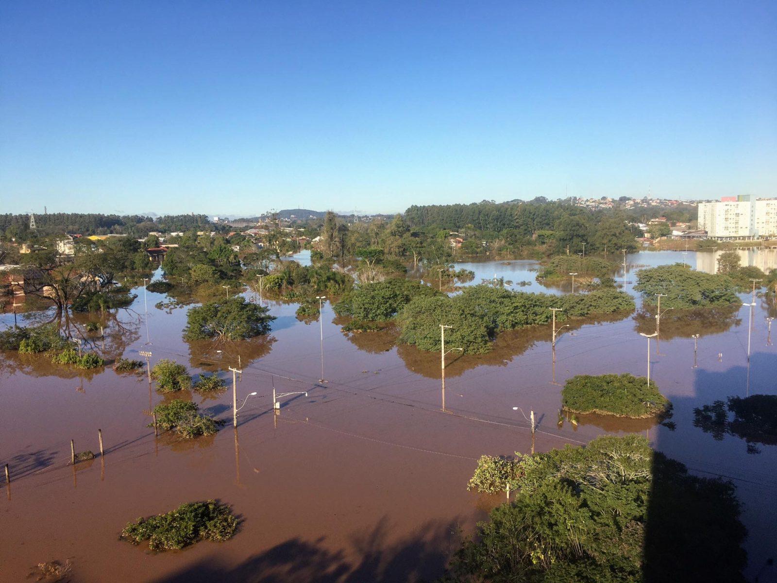 Cheia do Rio Taquari é a terceira maior da história
