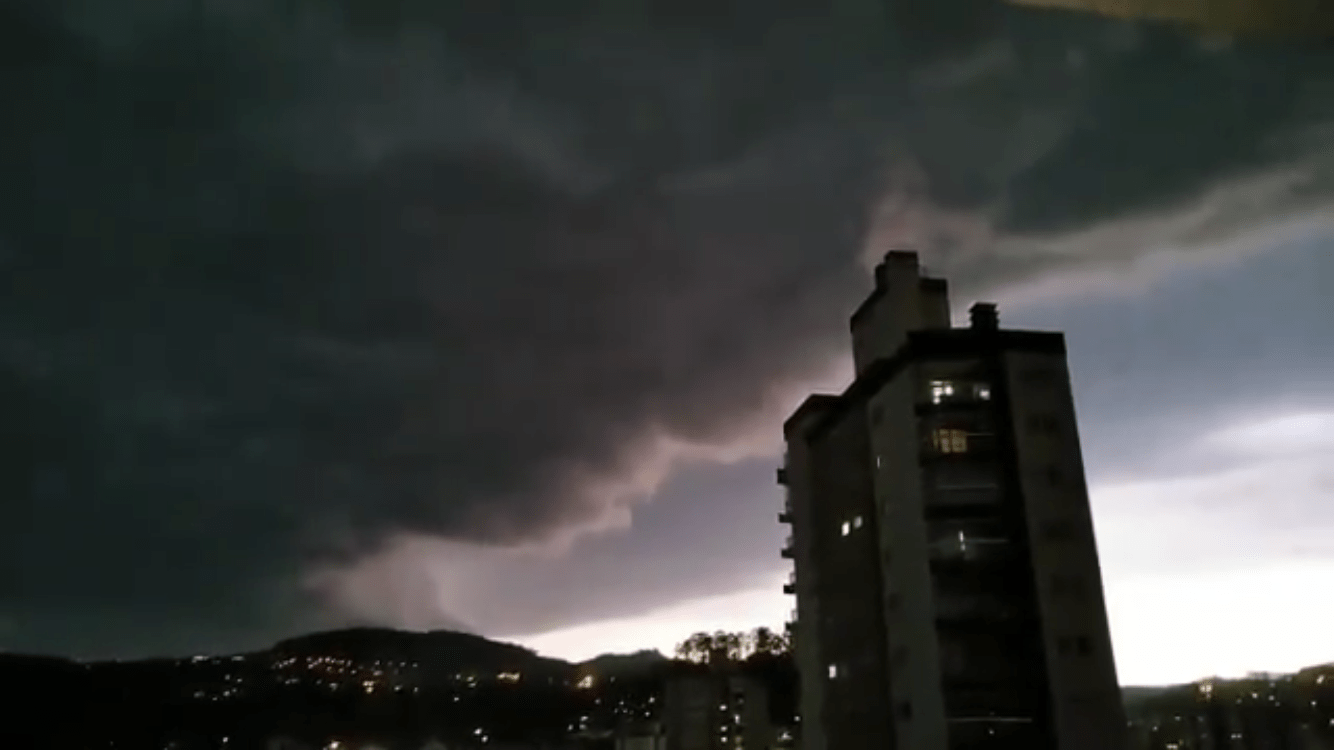 Temporal atinge a divisa do Rio Grande do Sul com Santa Catarina