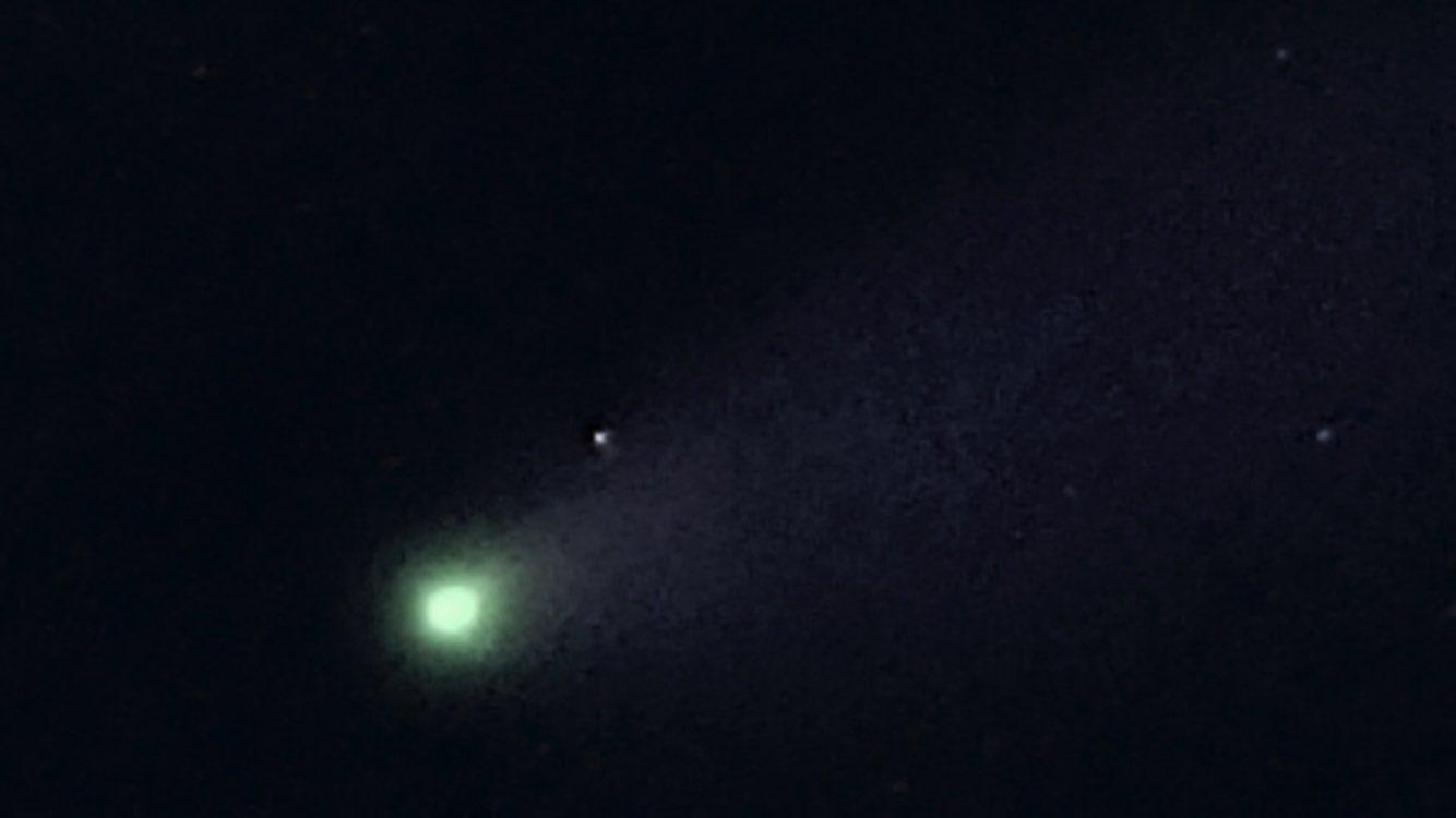 Cometa NEOWISE é fotografado no Rio Grande do Sul