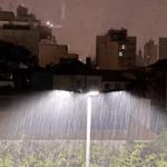 Porto Alegre começa a terça-feira sob temporal com granizo